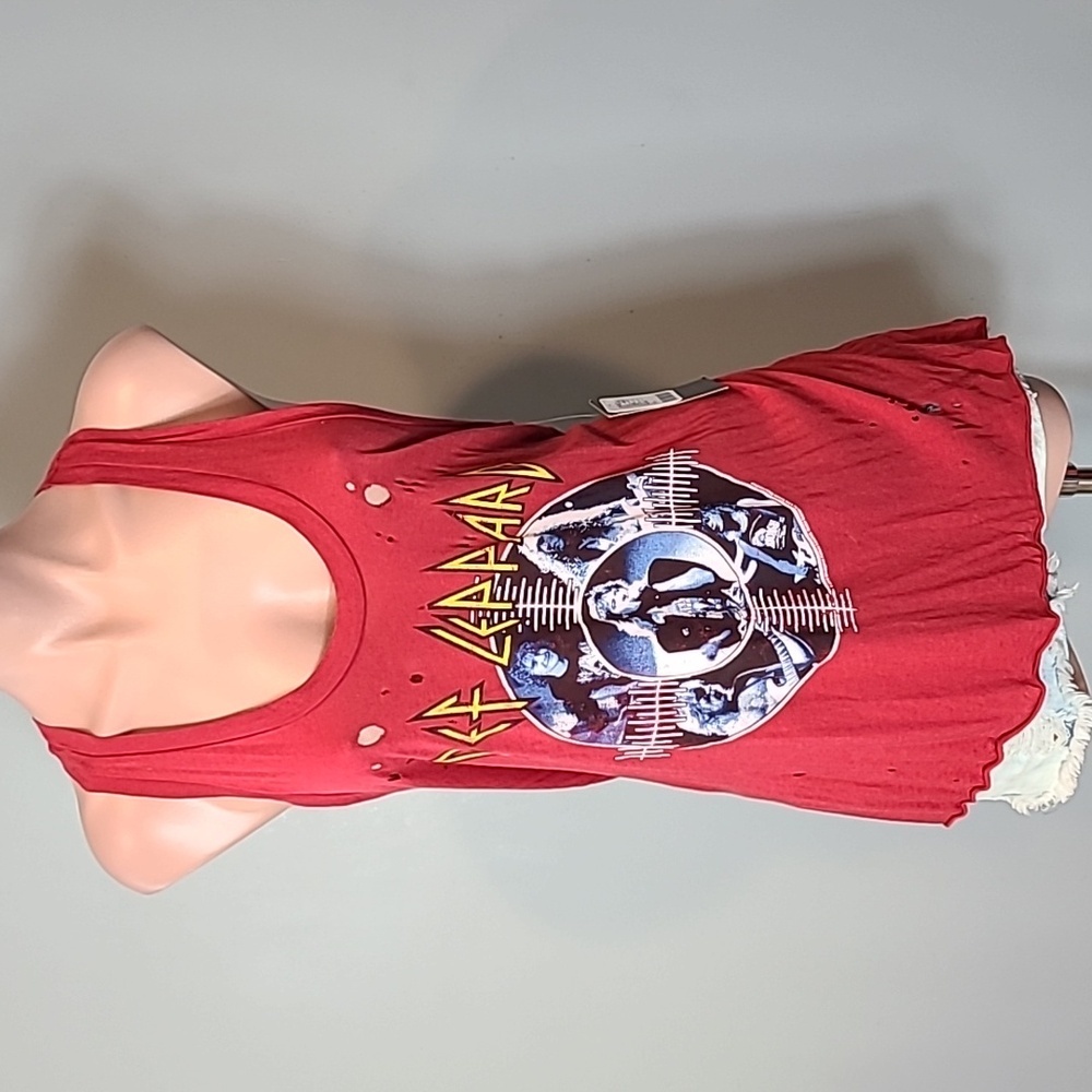 REVOLVE Red Graphic Def Leppard Tank Top Small